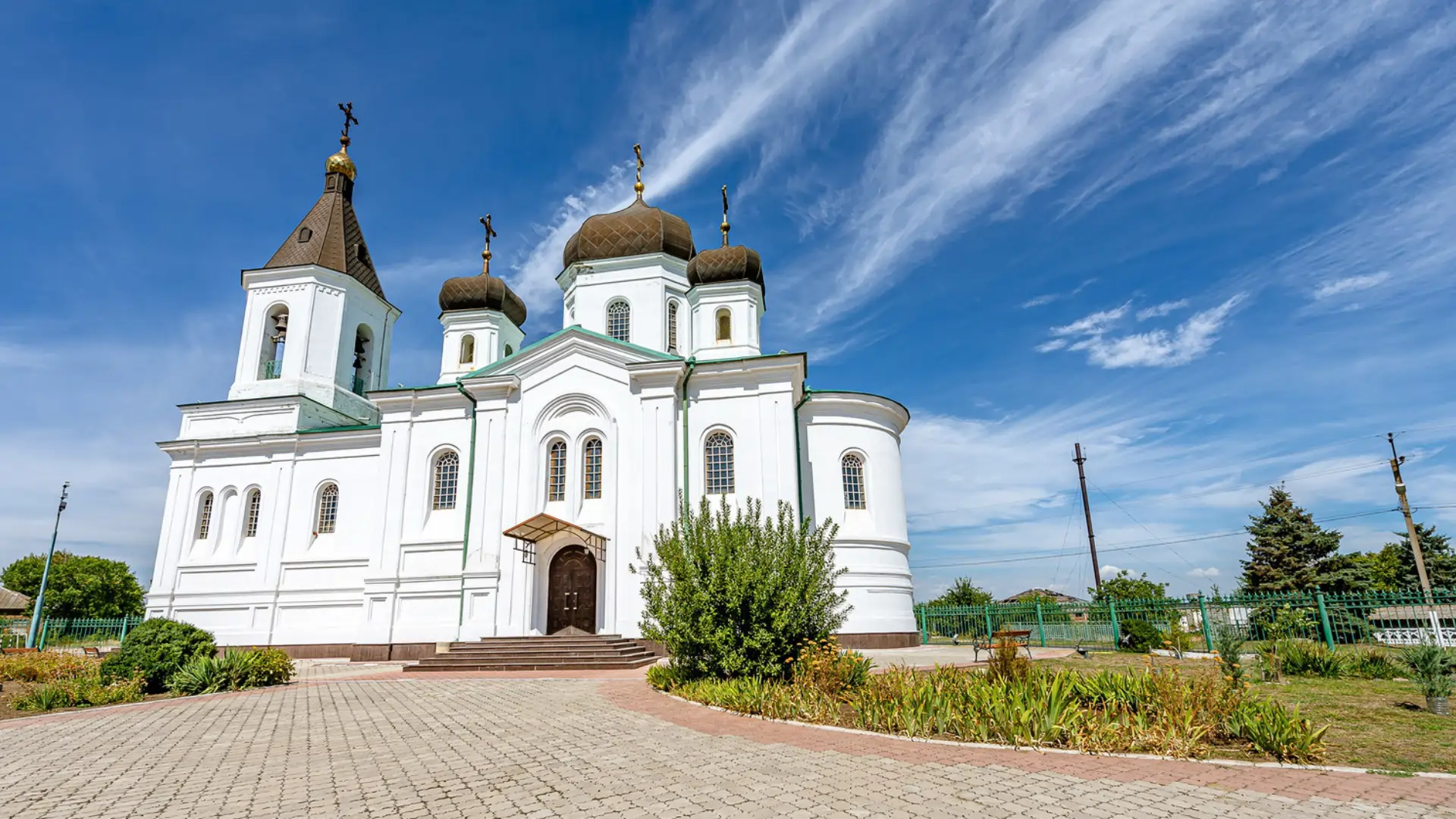 Храм в Урзуфе
