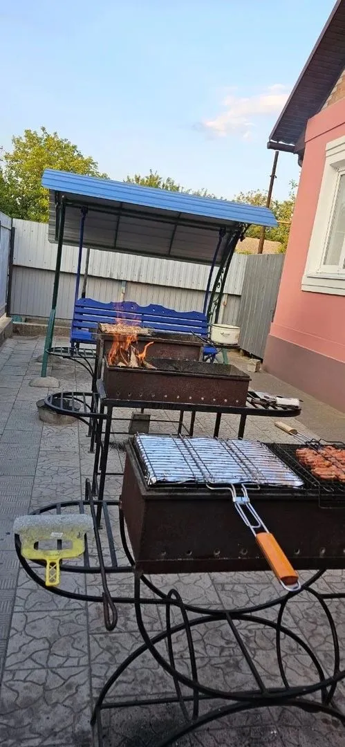 Гостевой дом "Ленина 12/Центральная 12" в Урзуфе — фото 15